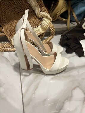 Stylish White Platform Block Heel Sandals - Women
